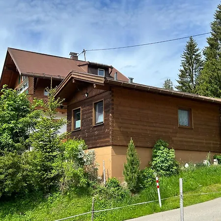 Berghaus Rusch 公寓